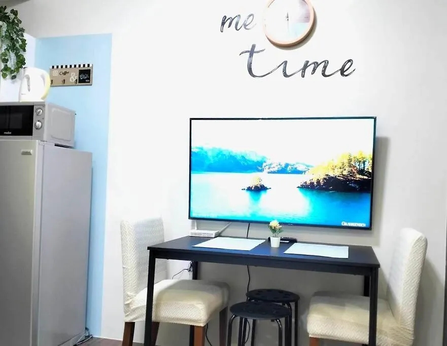 New Makati 1Br Resort View Above Air Mall 50-Inch Smart Tv Manila Apartment