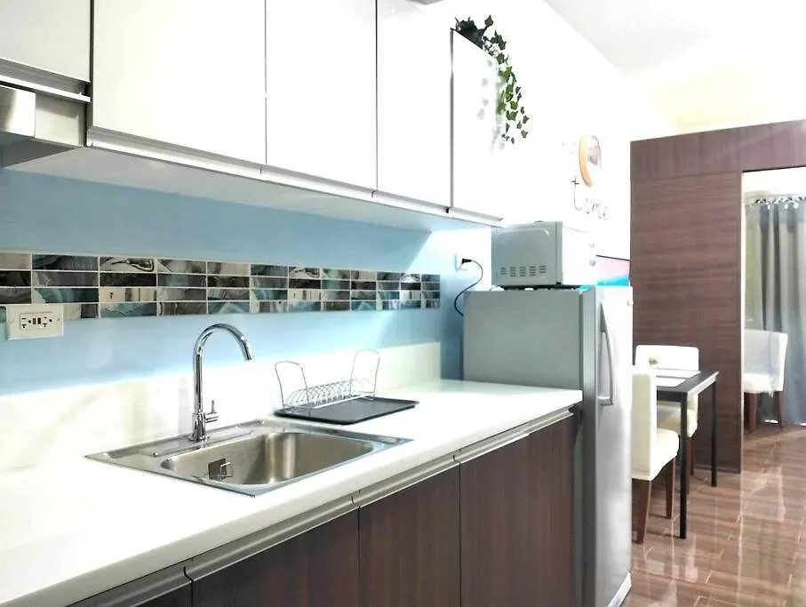 Apartment New Makati 1Br Resort View Above Air Mall 50-Inch Smart Tv Manila Philippines