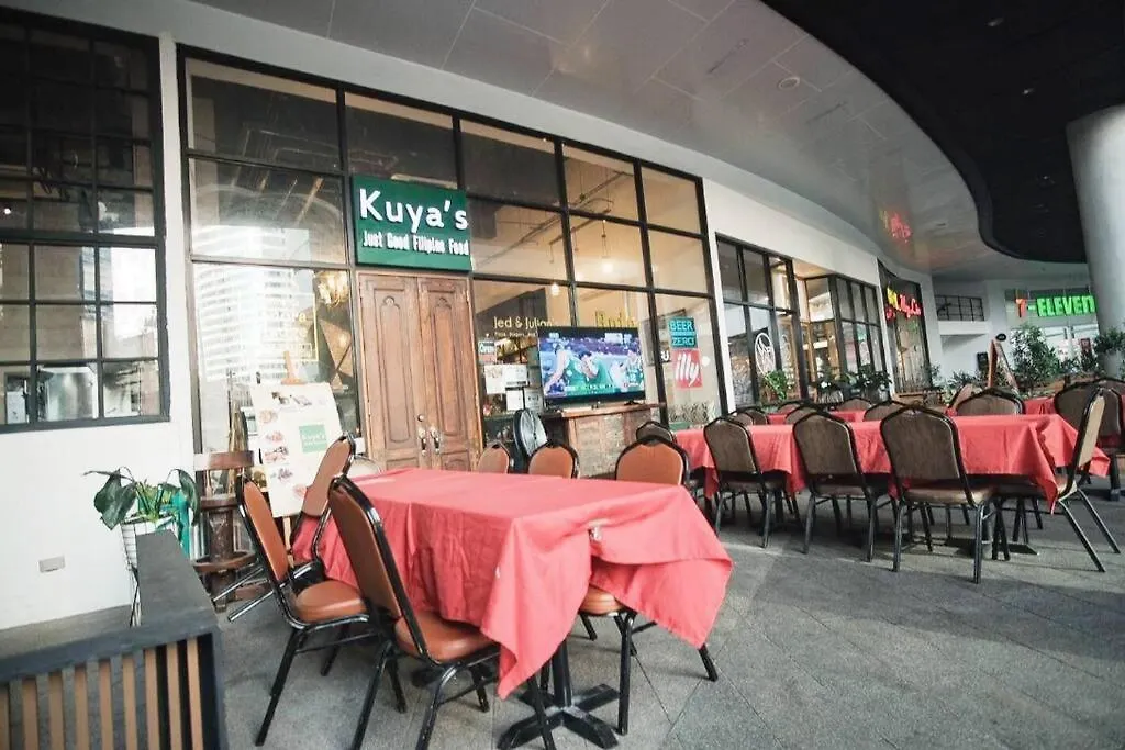 Apartment New Makati 1Br Resort View Above Air Mall 50-Inch Smart Tv Manila