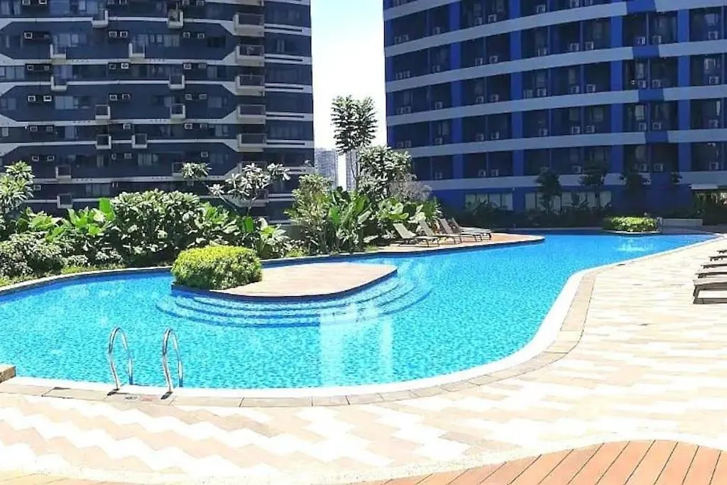 New Makati 1Br Resort View Above Air Mall 50-Inch Smart Tv Manila Lägenhet