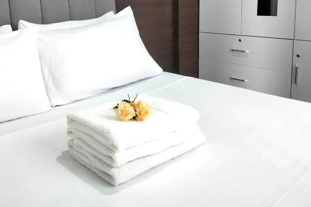 New Makati 1Br Resort View Above Air Mall 50-Inch Smart Tv Manila Apartamento